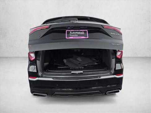 Used 2023 Acura MDX SH-AWD w/ Advance Package image 7