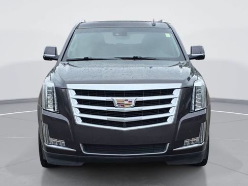 Certified 2016 Cadillac Escalade Luxury AWD/4WD image 10