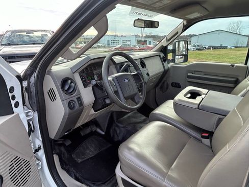 Used 2008 Ford F250 XL image 9