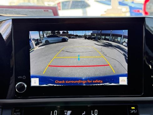 Certified 2025 Toyota Camry SE image 29