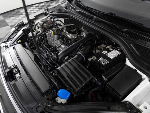 Used 2021 Volkswagen Jetta S w/ Driver Assistance Package image 41