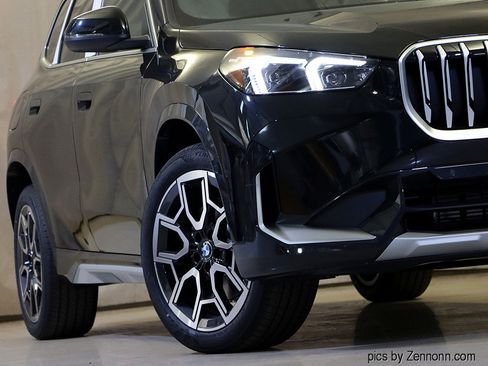New 2026 BMW X1 xDrive28i w/ Convenience Package image 4