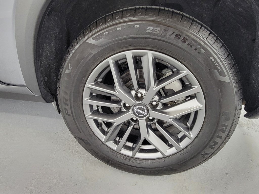 Used 2023 Nissan Rogue S FWD image 10