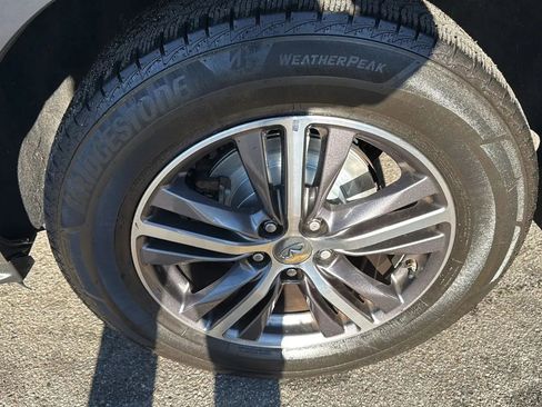 Used 2019 INFINITI QX60 Luxe w/ Essential Package image 9