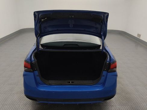Used 2020 Nissan Versa S FWD image 29