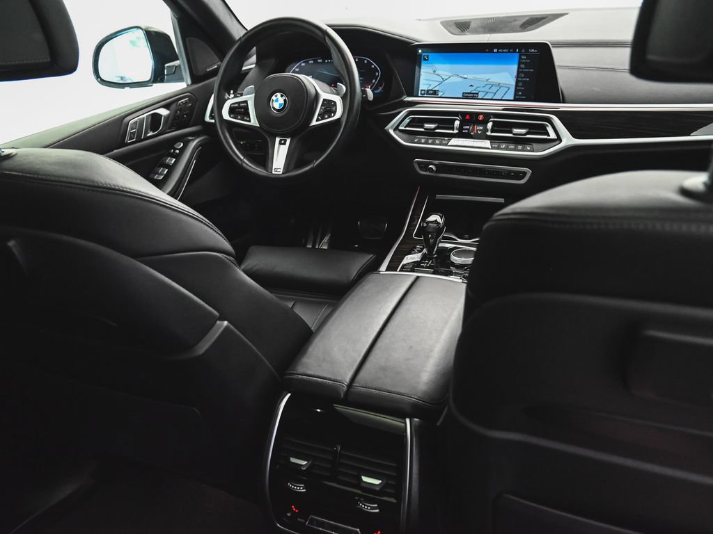 Used 2021 BMW X7 M50i w/ Cold Weather Package AWD/4WD image 26