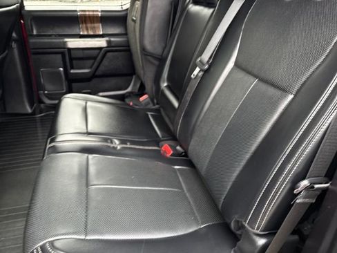 Used 2018 Ford F150 Lariat w/ Equipment Group 502A Luxury image 10