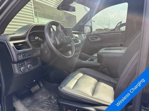 Used 2022 Chevrolet Tahoe RST w/ Luxury Package AWD/4WD image 18