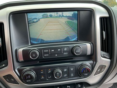 Used 2018 GMC Sierra 1500 SLT w/ SLT Premium Package AWD/4WD image 19