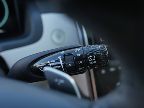 Used 2023 Hyundai Tucson Limited image 18