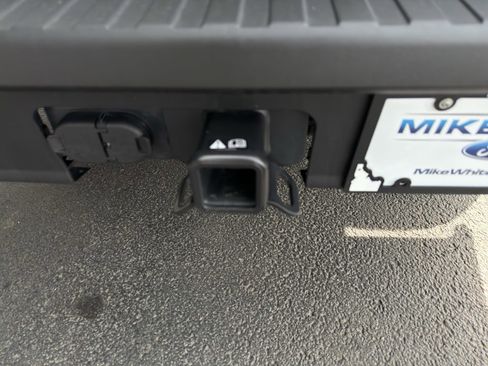 New 2026 Ford Maverick XLT w/ XLT Luxury Package image 6