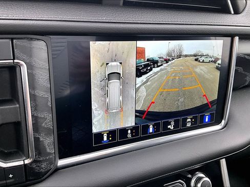 Used 2023 GMC Yukon Denali image 14