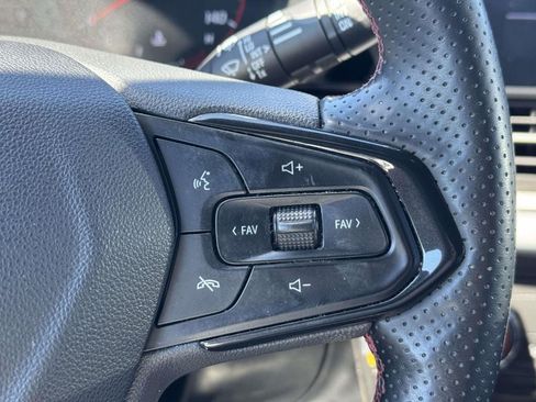 Used 2024 Chevrolet Trax RS w/ Driver Confidence Package FWD image 23