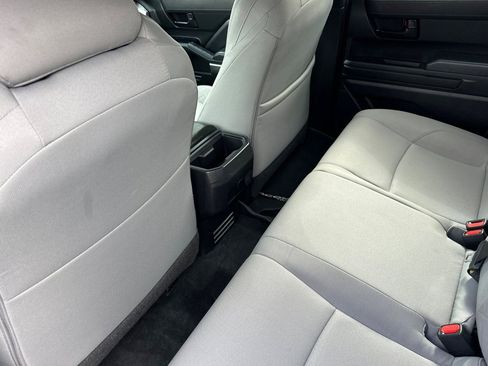 Used 2025 Toyota Tacoma SR5 image 12