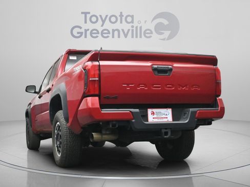 Certified 2024 Toyota Tacoma TRD Off-Road image 10