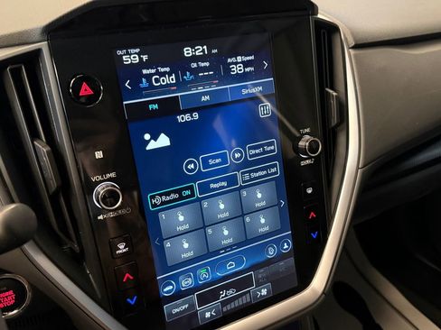 Used 2024 Subaru Crosstrek 2.0i Premium image 13