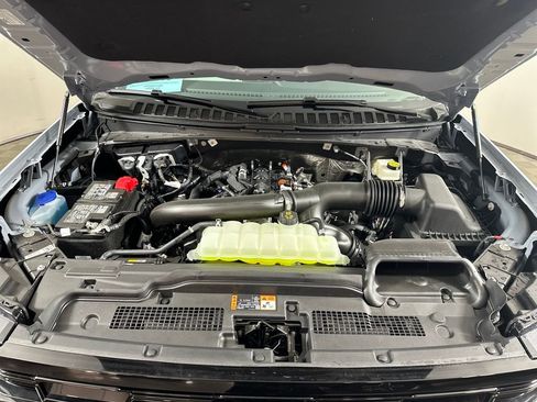 New 2026 Ford Expedition Max Platinum w/ Platinum Ultimate Package AWD/4WD image 3