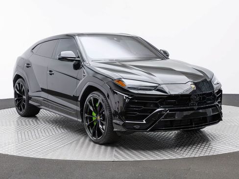 Used 2022 Lamborghini Urus AWD/4WD image 63
