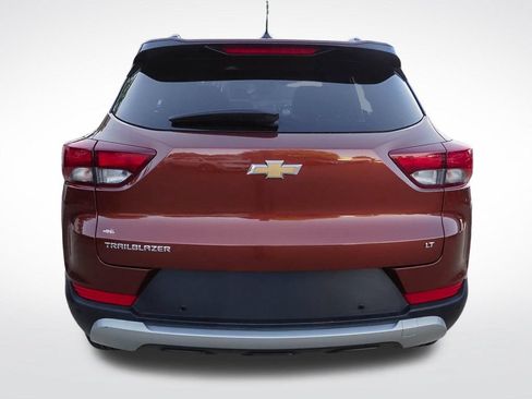Certified 2021 Chevrolet TrailBlazer LT w/ Driver Confidence Package FWD image 6
