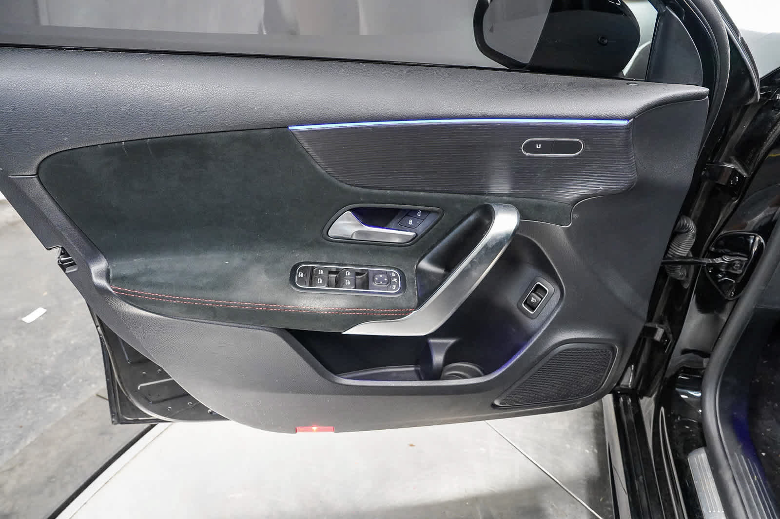 Used 2022 Mercedes-Benz A 220 image 22