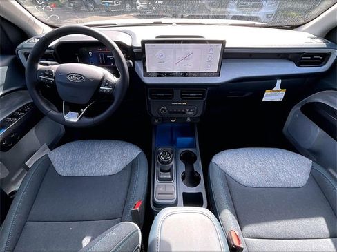 New 2025 Ford Maverick XLT w/ XLT Luxury Package image 6