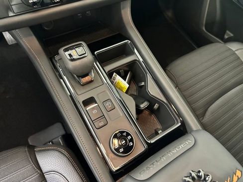 Used 2025 Nissan Pathfinder Rock Creek image 20