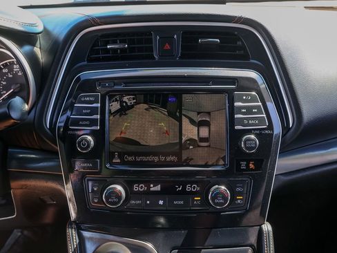 Used 2023 Nissan Maxima SR w/ Sport Mat Group image 29