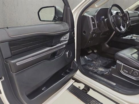 Used 2018 Ford Expedition Max Platinum AWD/4WD image 15