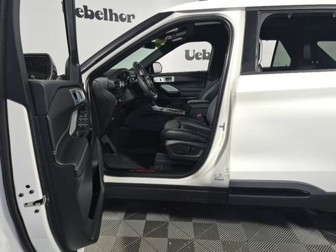 Used 2023 Ford Explorer ST w/ Equipment Group 401A AWD/4WD image 5