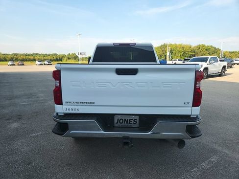 Used 2025 Chevrolet Silverado 2500 LT AWD/4WD image 8