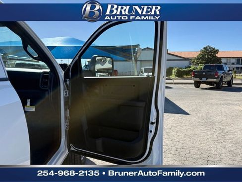 New 2026 RAM 3500 Tradesman w/ Chrome Appearance Group image 14