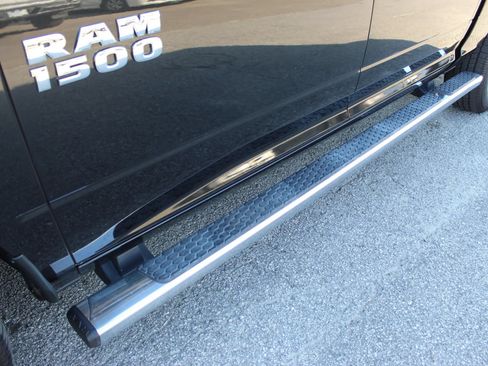 Used 2017 RAM 1500 Big Horn AWD/4WD image 10