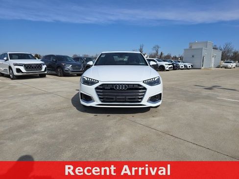 Used 2023 Audi A4 2.0T Premium image 2
