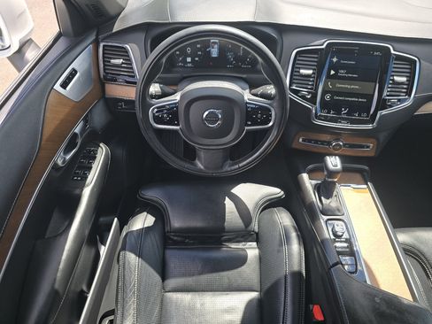 Used 2017 Volvo XC90 T6 Inscription w/ Vision Package AWD/4WD image 27