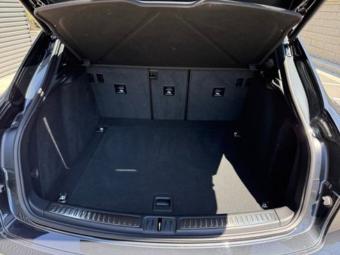 Used 2026 Porsche Macan Turbo AWD/4WD image 17