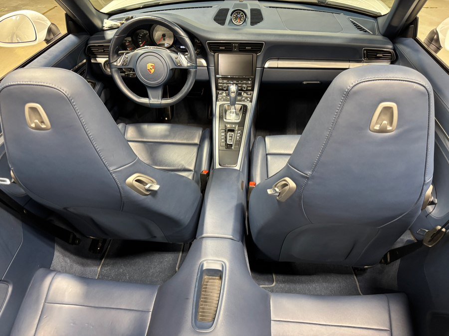 Used 2013 Porsche 911 Carrera 4S AWD/4WD image 33