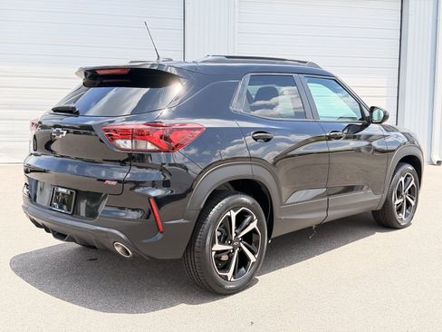 Used 2023 Chevrolet TrailBlazer RS w/ Convenience Package AWD/4WD image 14