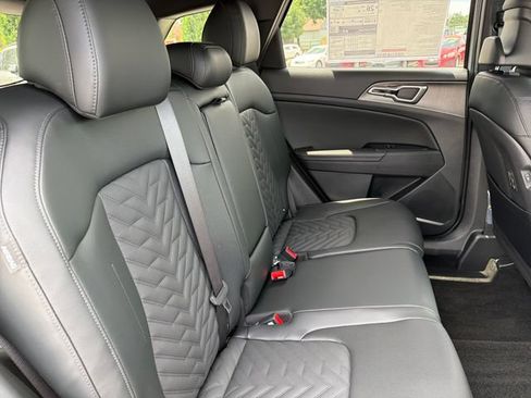 New 2026 Kia Sportage X-Line w/ X-Line Premium Package AWD/4WD image 24