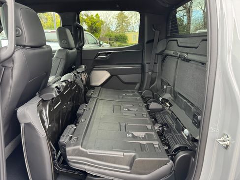 New 2025 GMC Sierra EV Denali image 14