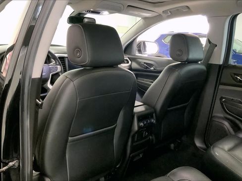 Used 2019 GMC Acadia SLT image 11