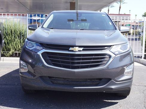 Used 2020 Chevrolet Equinox LT FWD image 2