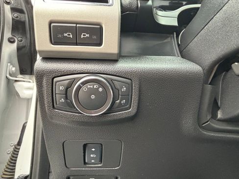 Used 2018 Ford F250 Lariat w/ Lariat Value Package image 15