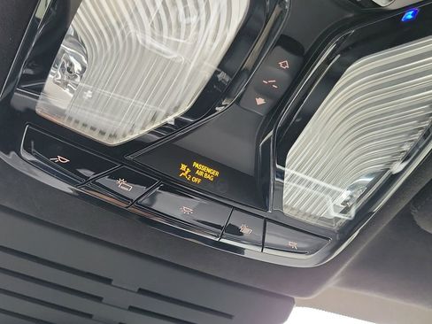 Used 2024 BMW X7 M60i w/ Executive Package image 31