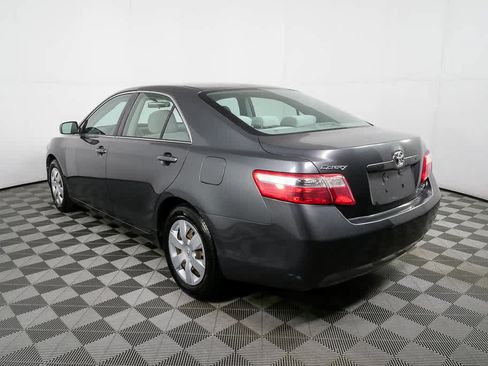 Used 2007 Toyota Camry LE FWD image 24