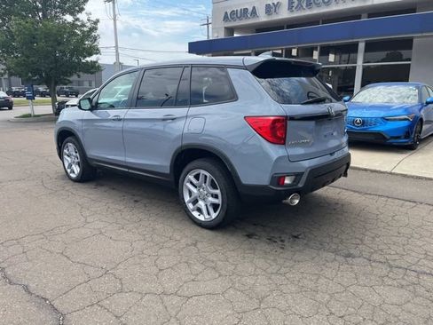 Used 2025 Honda Passport EX-L image 10