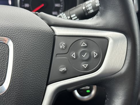 Used 2021 GMC Terrain SLE w/ Driver Convenience Package FWD image 17