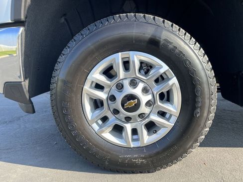 New 2026 Chevrolet Silverado 2500 W/T image 32