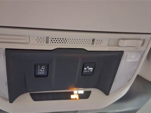 Used 2023 Subaru Forester image 32