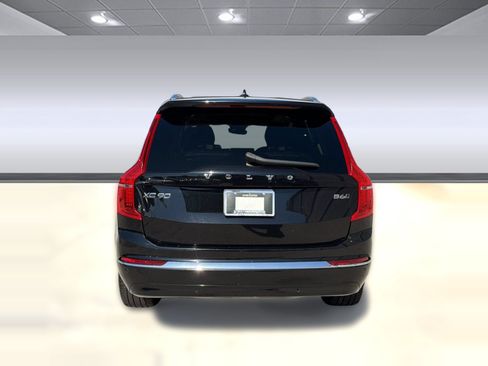Certified 2023 Volvo XC90 B6 Plus AWD/4WD image 10