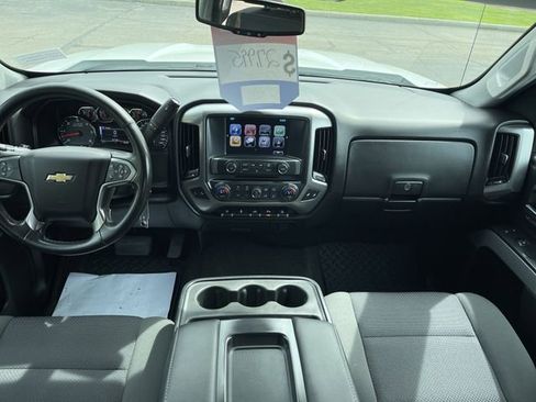 Certified 2018 Chevrolet Silverado 1500 LT w/ Redline Edition AWD/4WD image 19